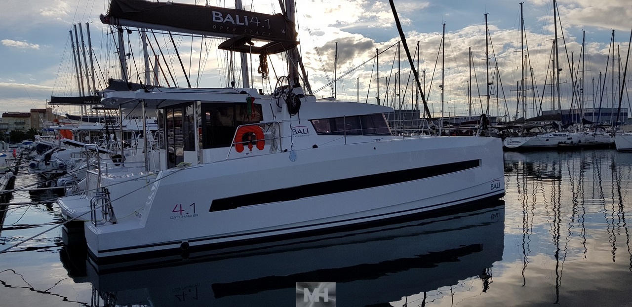 Bali 4.1 Day Charter