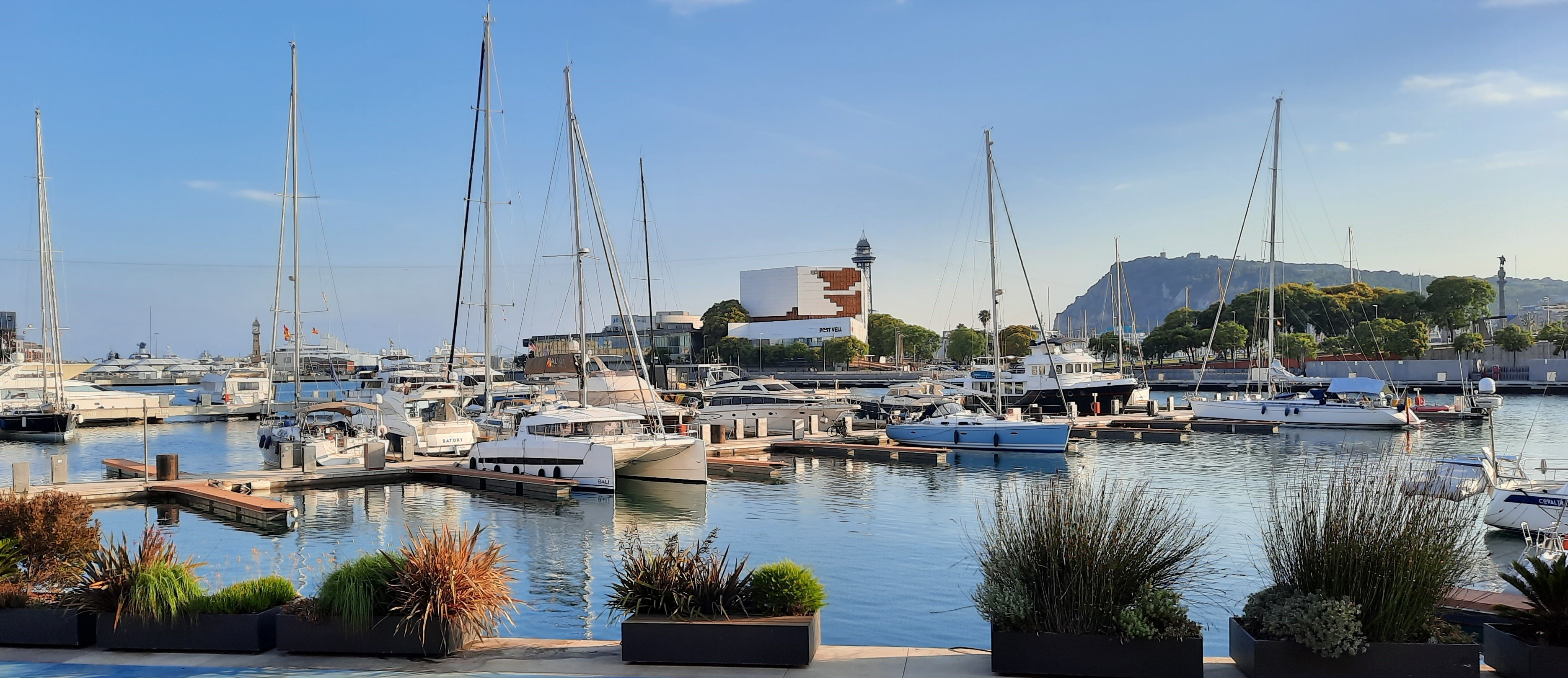 Bali 4 1 in port vell