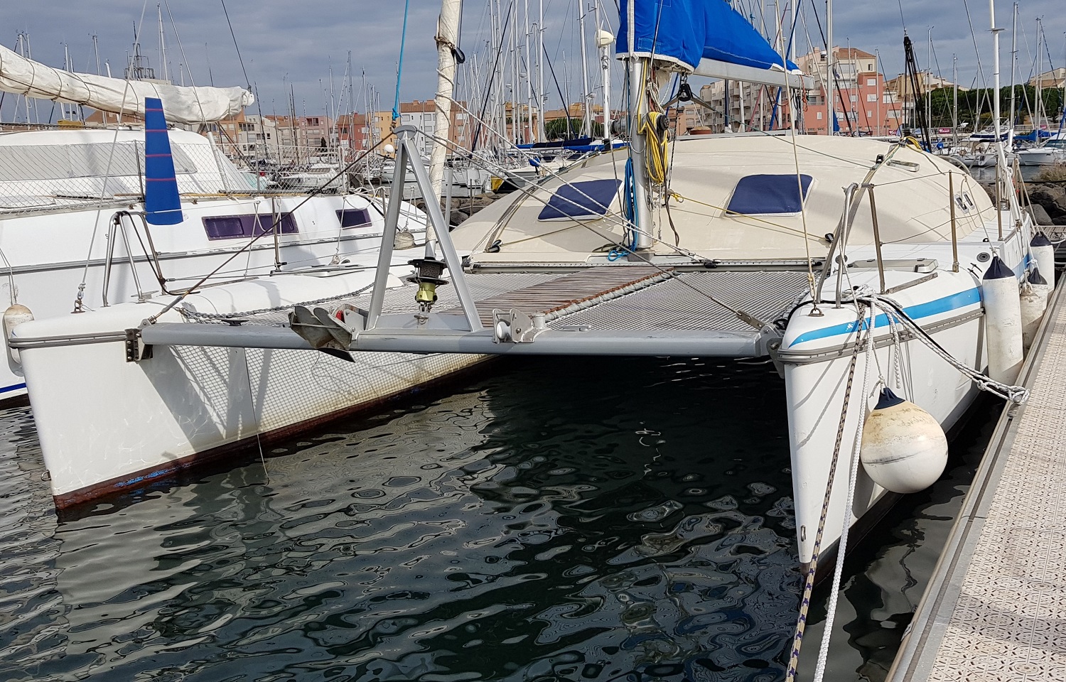 Beneteau Blue 2