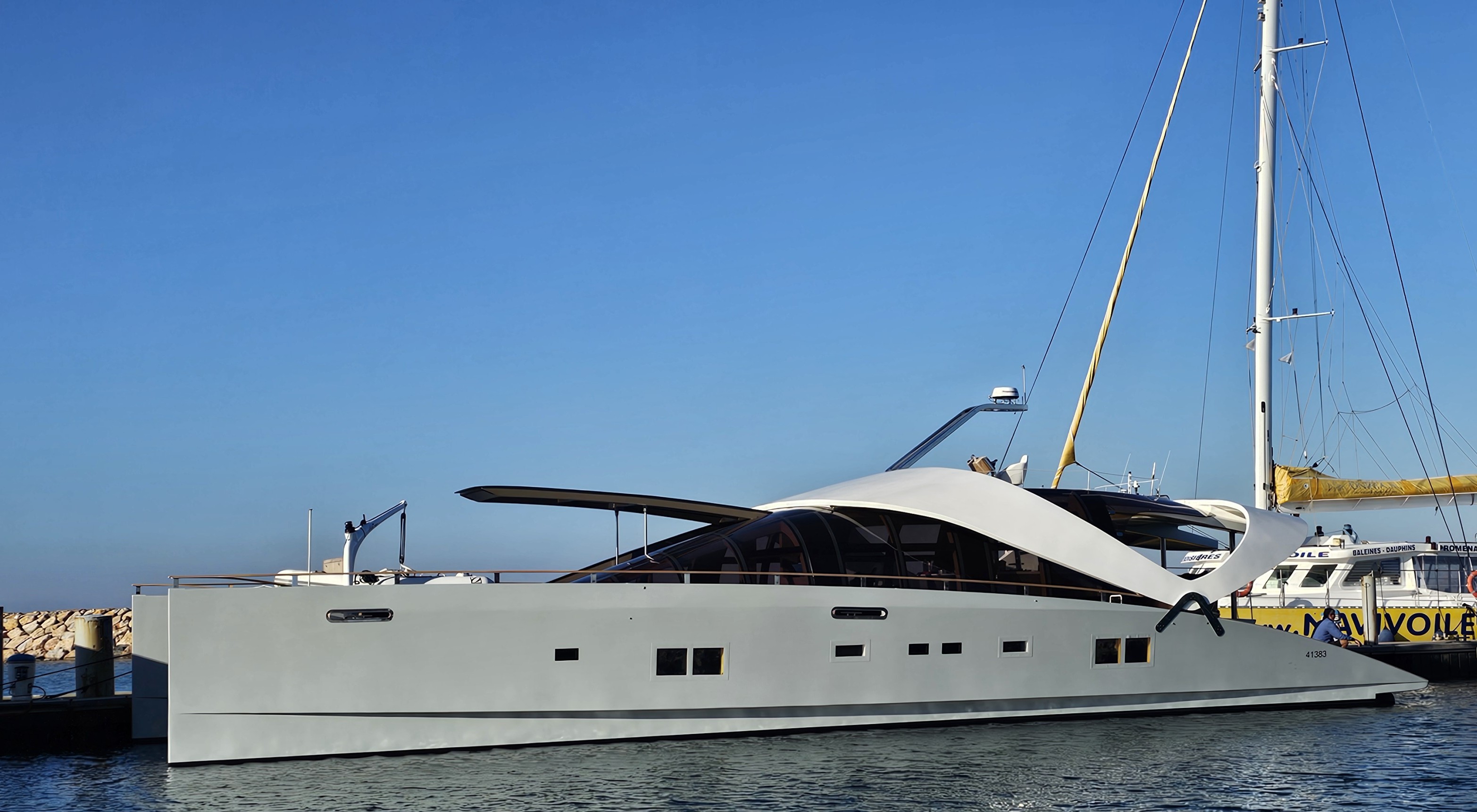 Catamaran breathe me