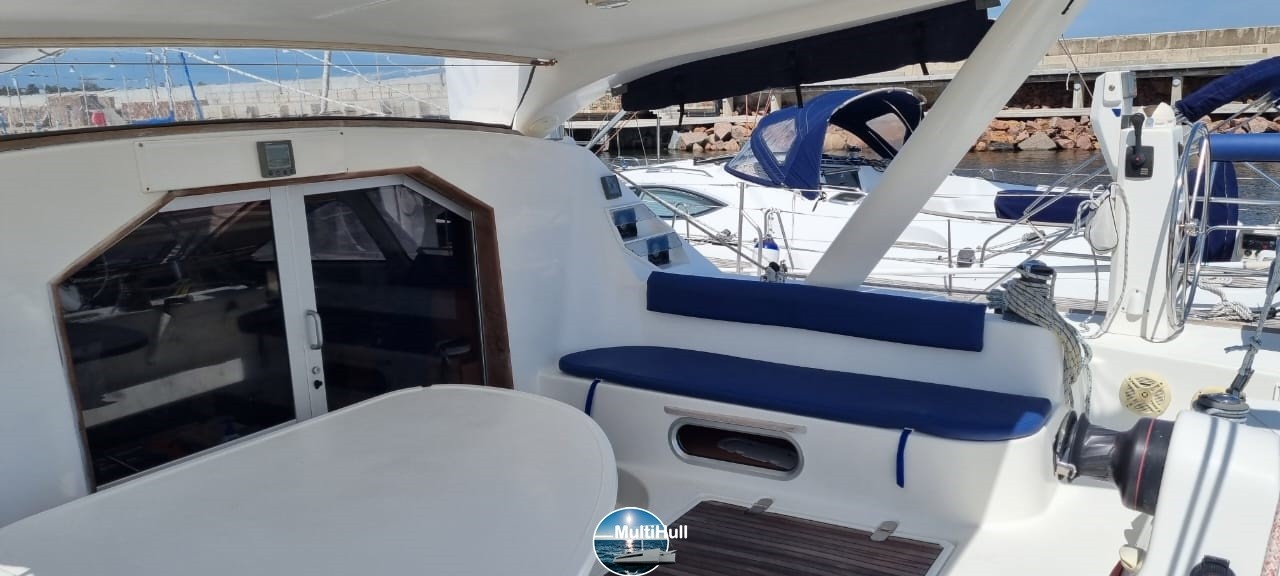 CATANA 431 Owner's Version