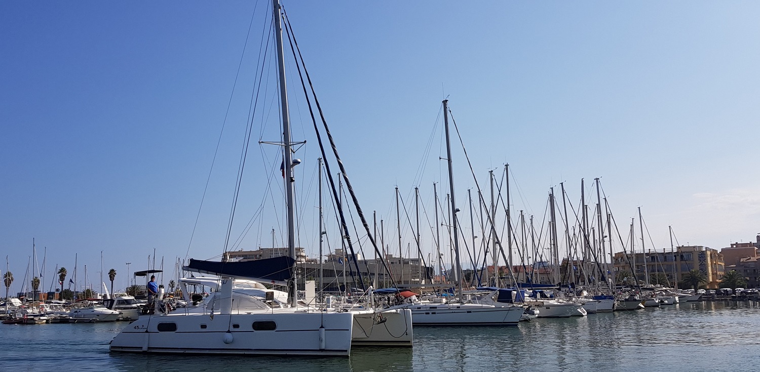 Catana 431