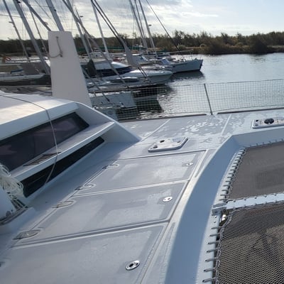 CATANA 47