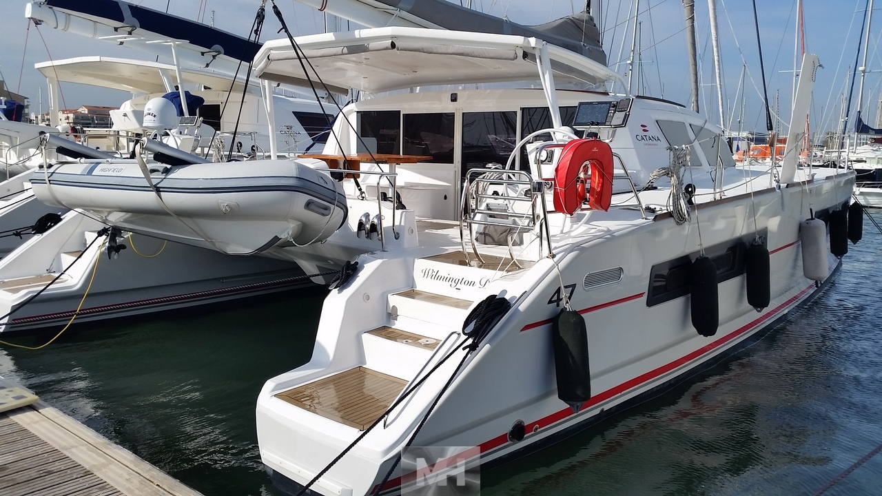 Catana 47 Carbon