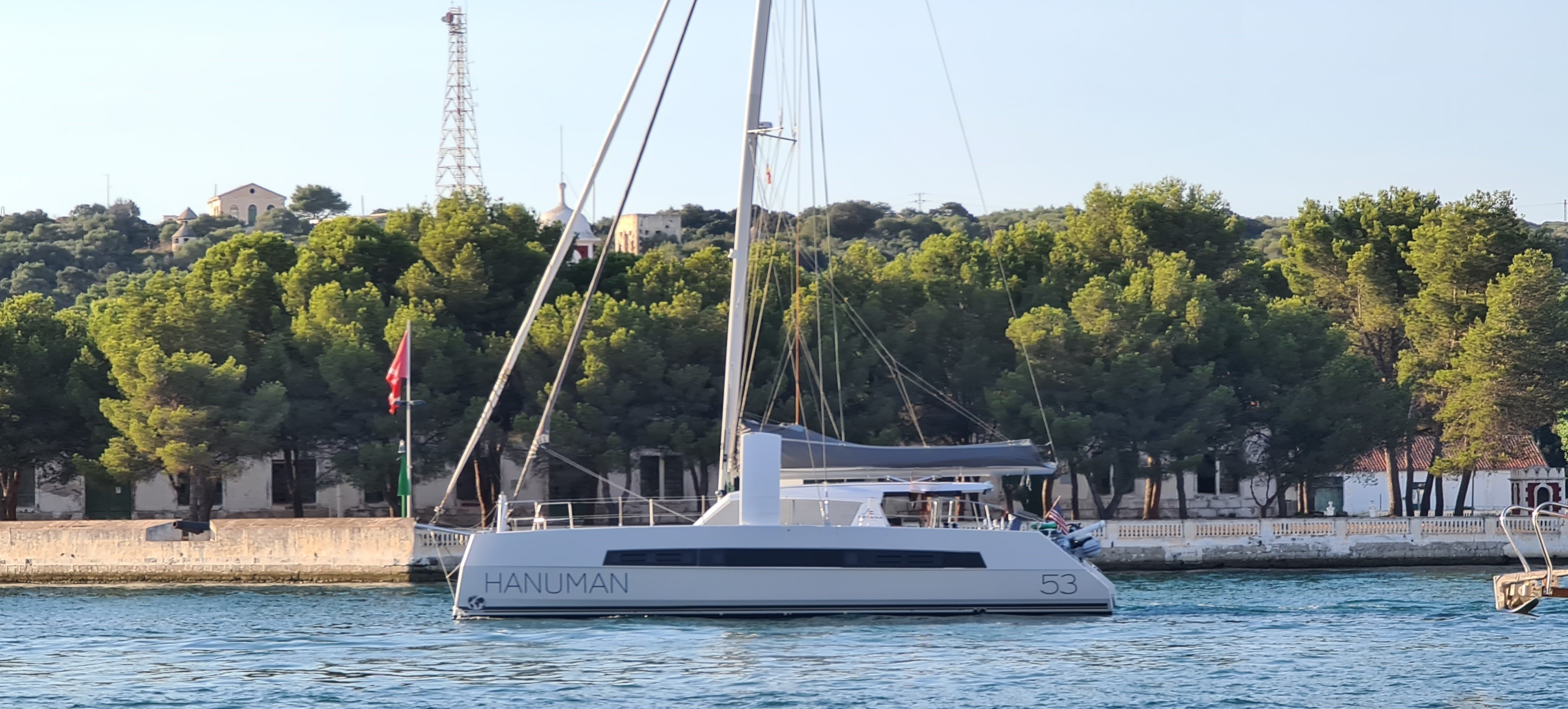 Catana 53