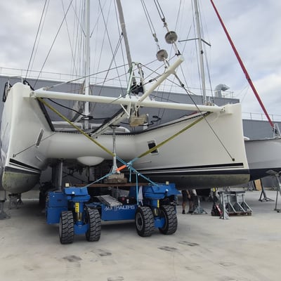 catana 55