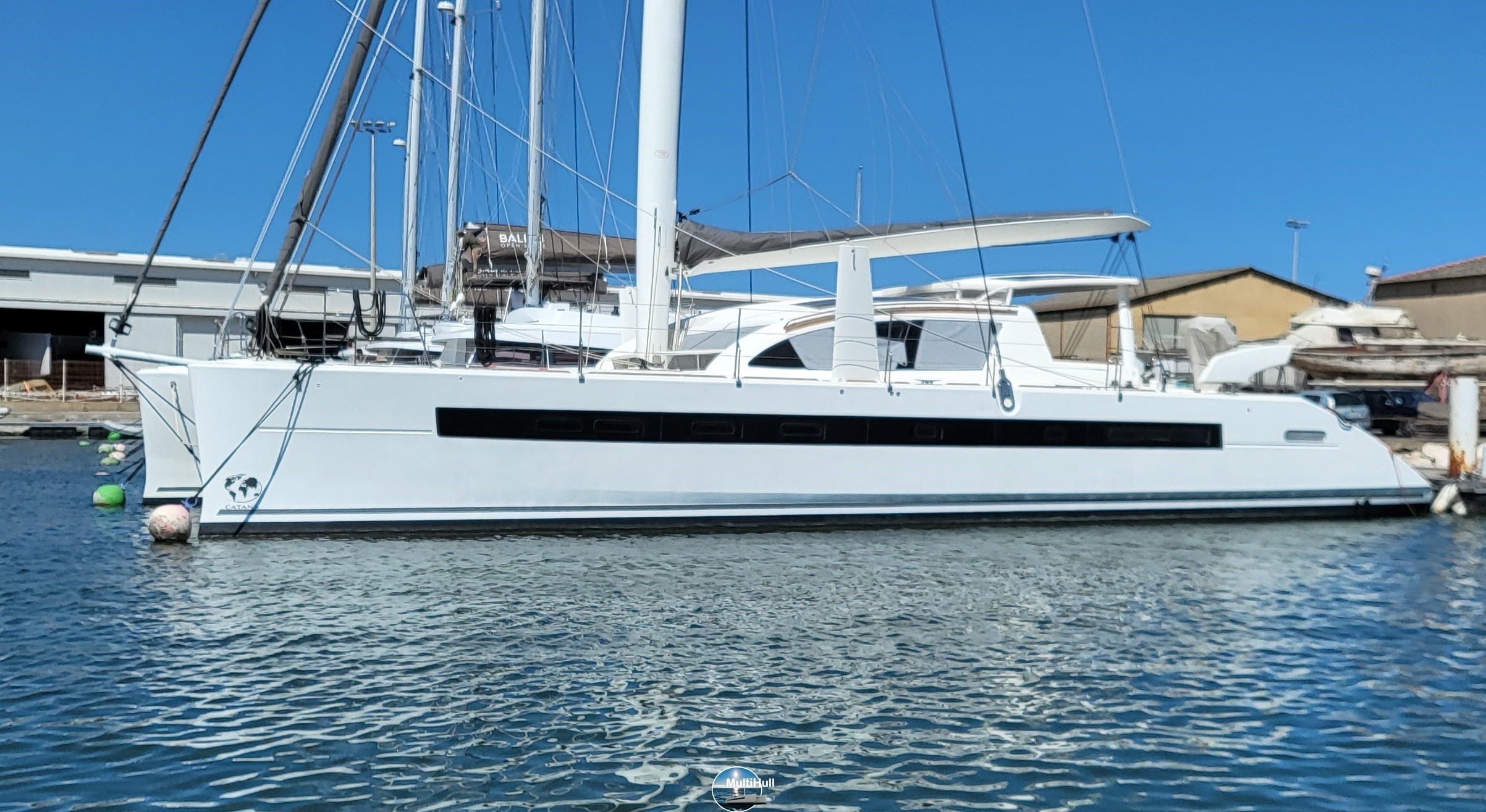 Catana 65