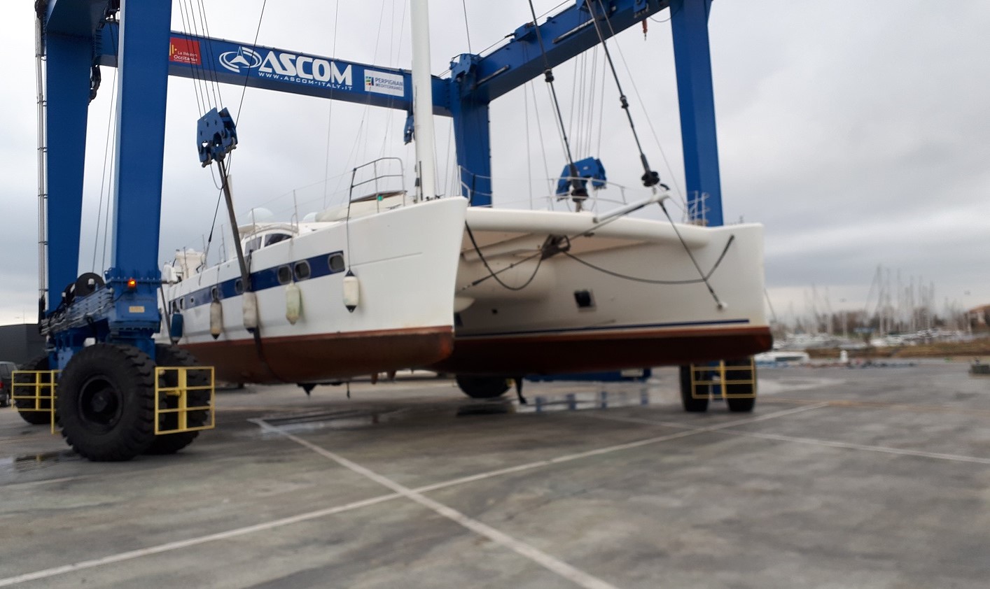 Catana 65 haul out