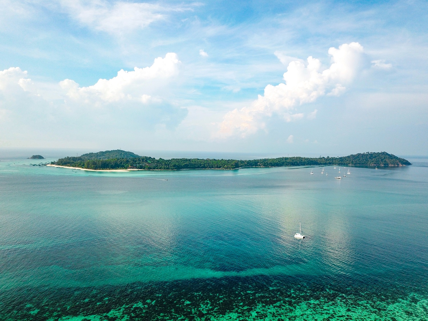 Chado Cliff, Koh Adang, Thailand