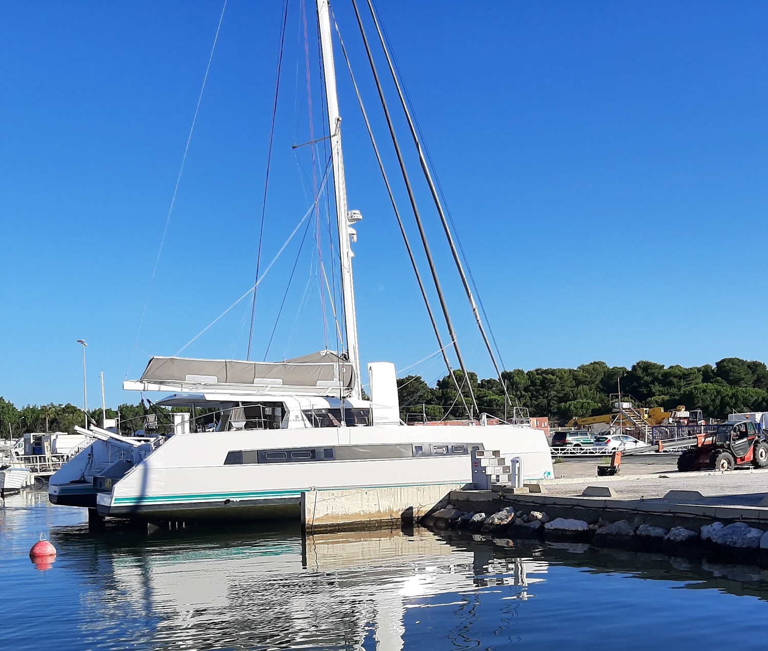 Hauling Out Catana 53