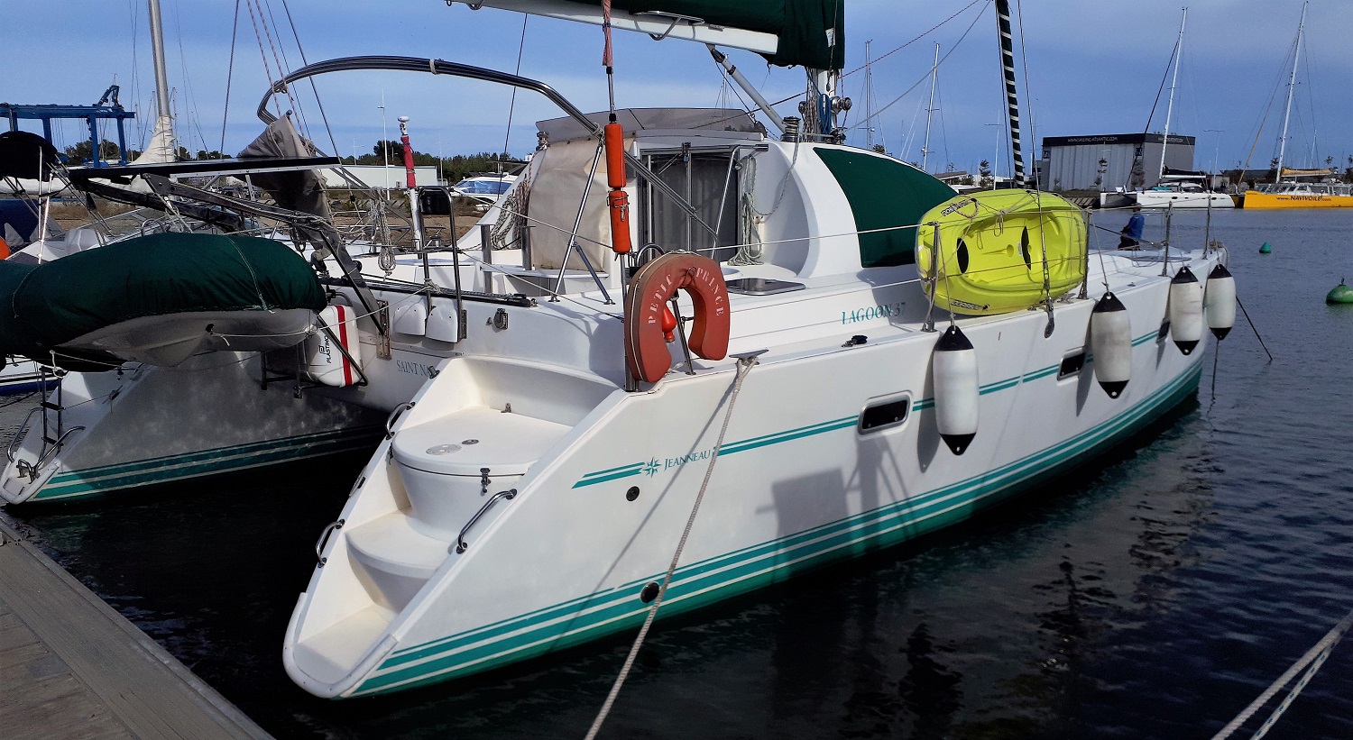 Lagoon 37
