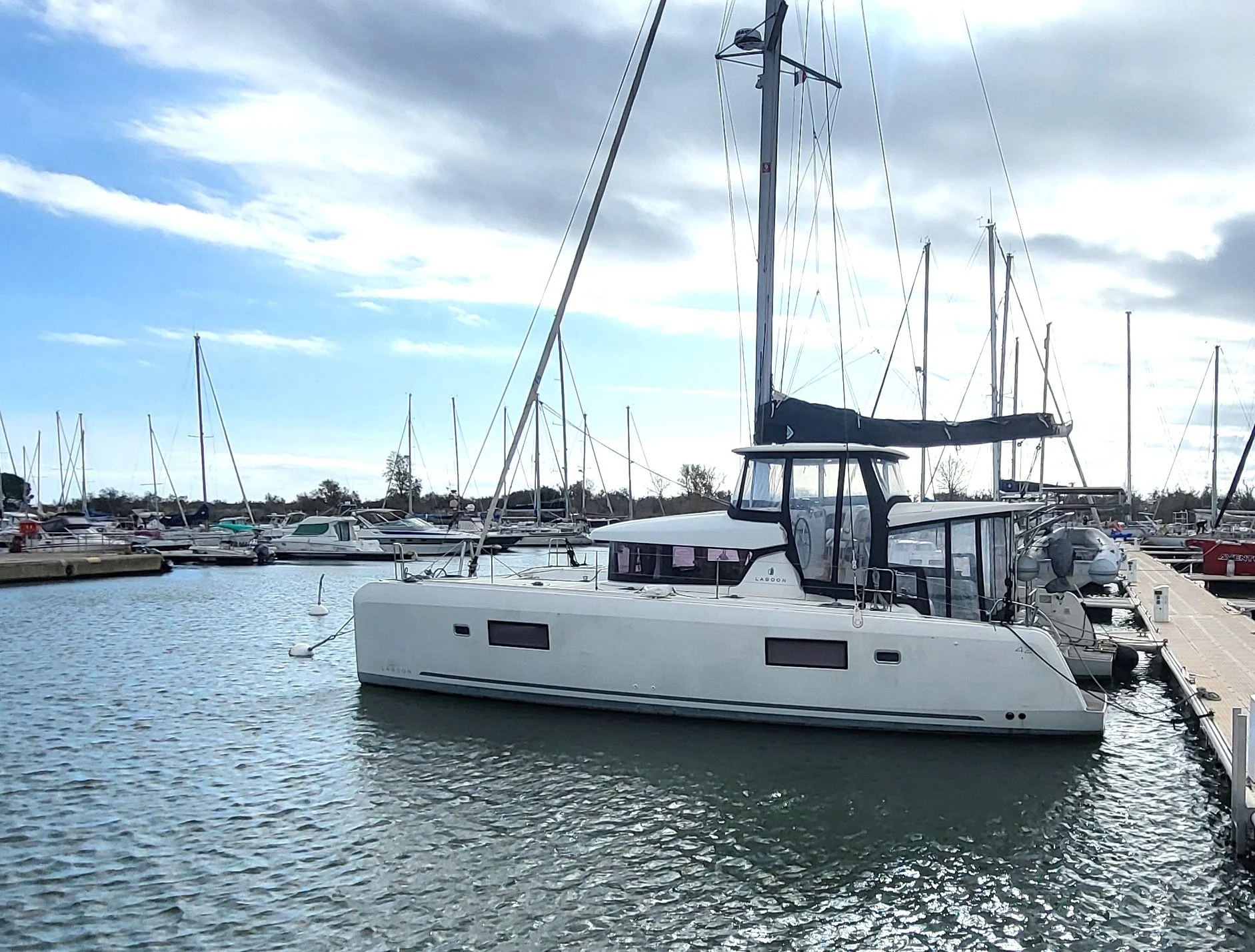 Lagoon 42 november 2025