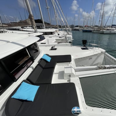 LAGOON 46