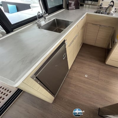 LAGOON 46