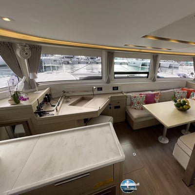 LAGOON 46