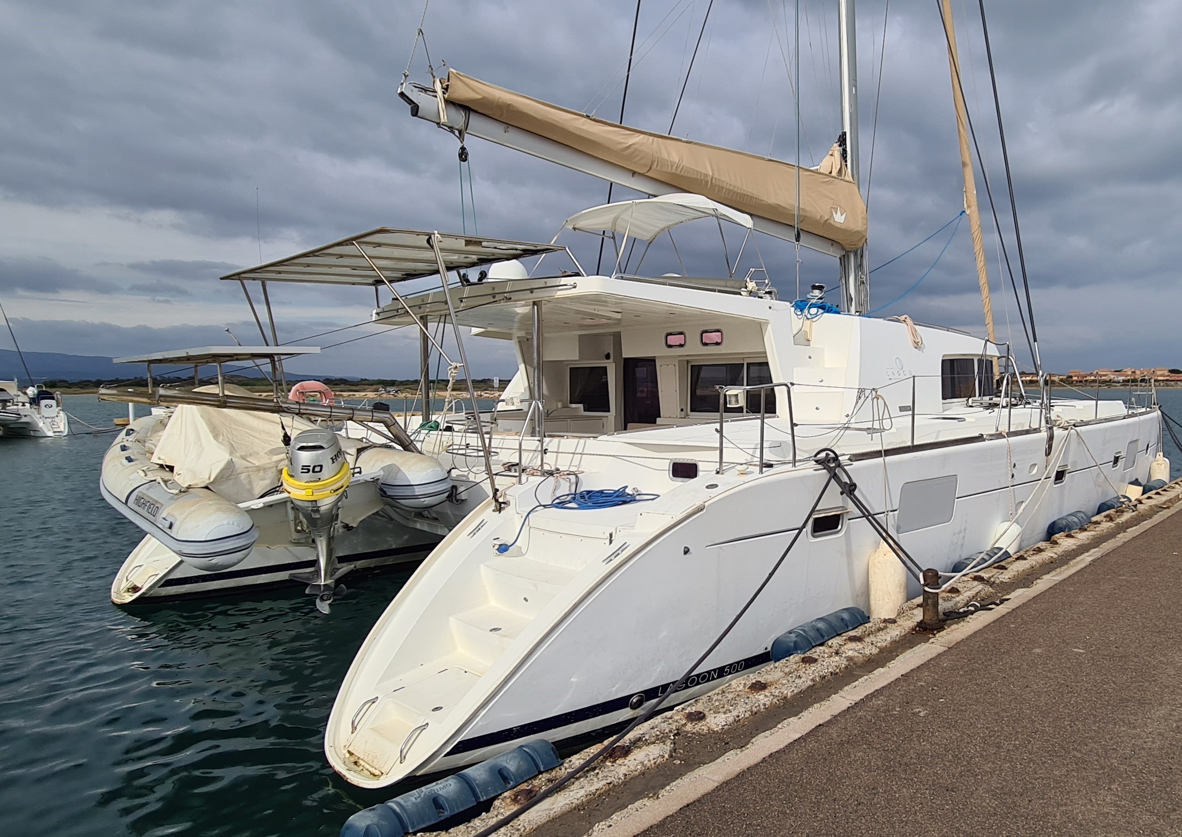 catamaran lagoon 500