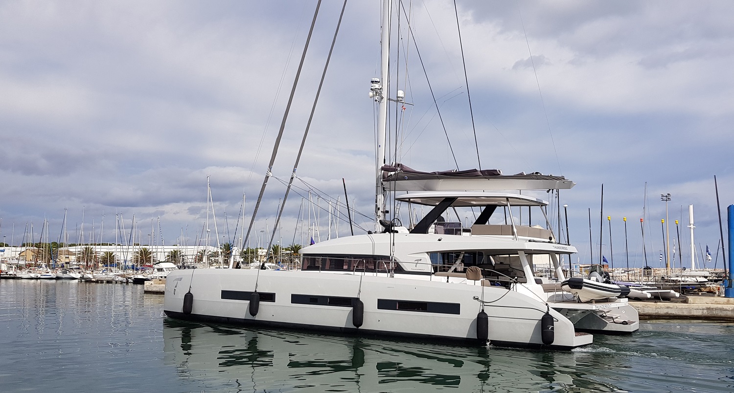 Lagoon Seventy 7