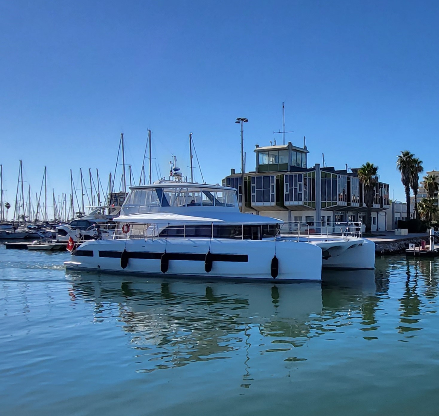 Lagoon sixty 7