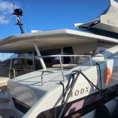 MODX 70