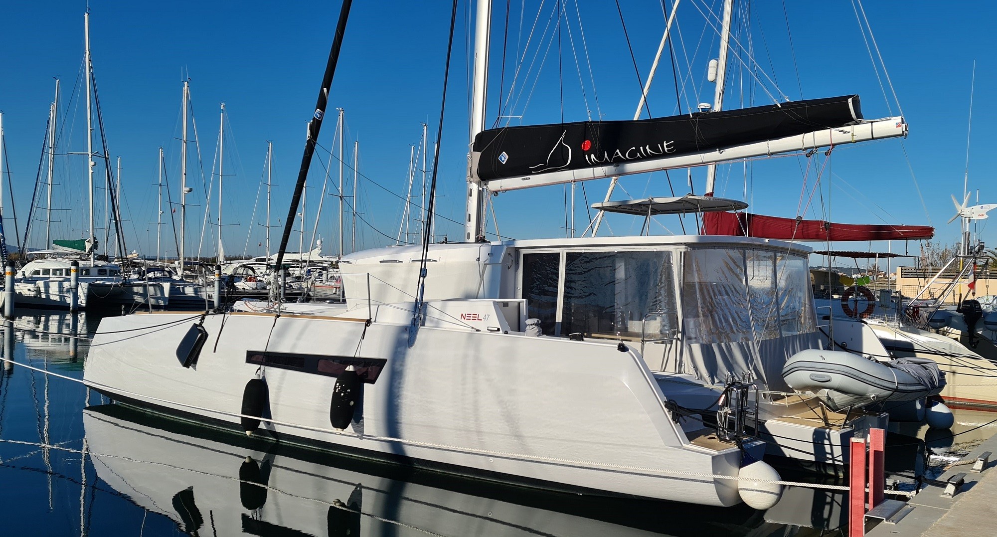 Neel 47 leucate