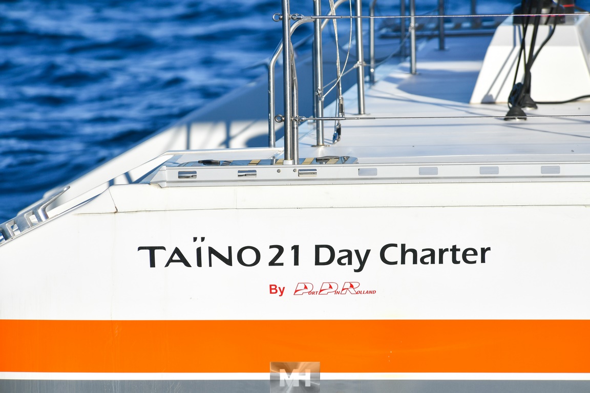 Taino Day Charter 21m