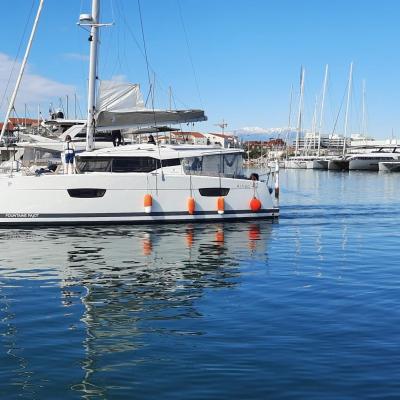 Astrea 42 in canet en roussillon