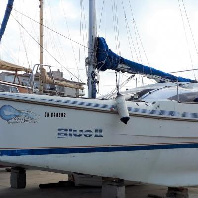 Beneteau blue 2