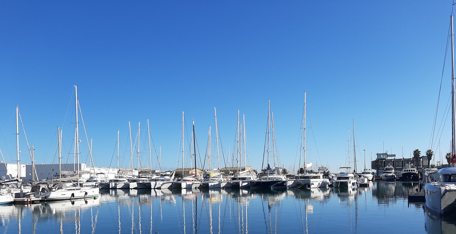 Canet en roussillon catamarans