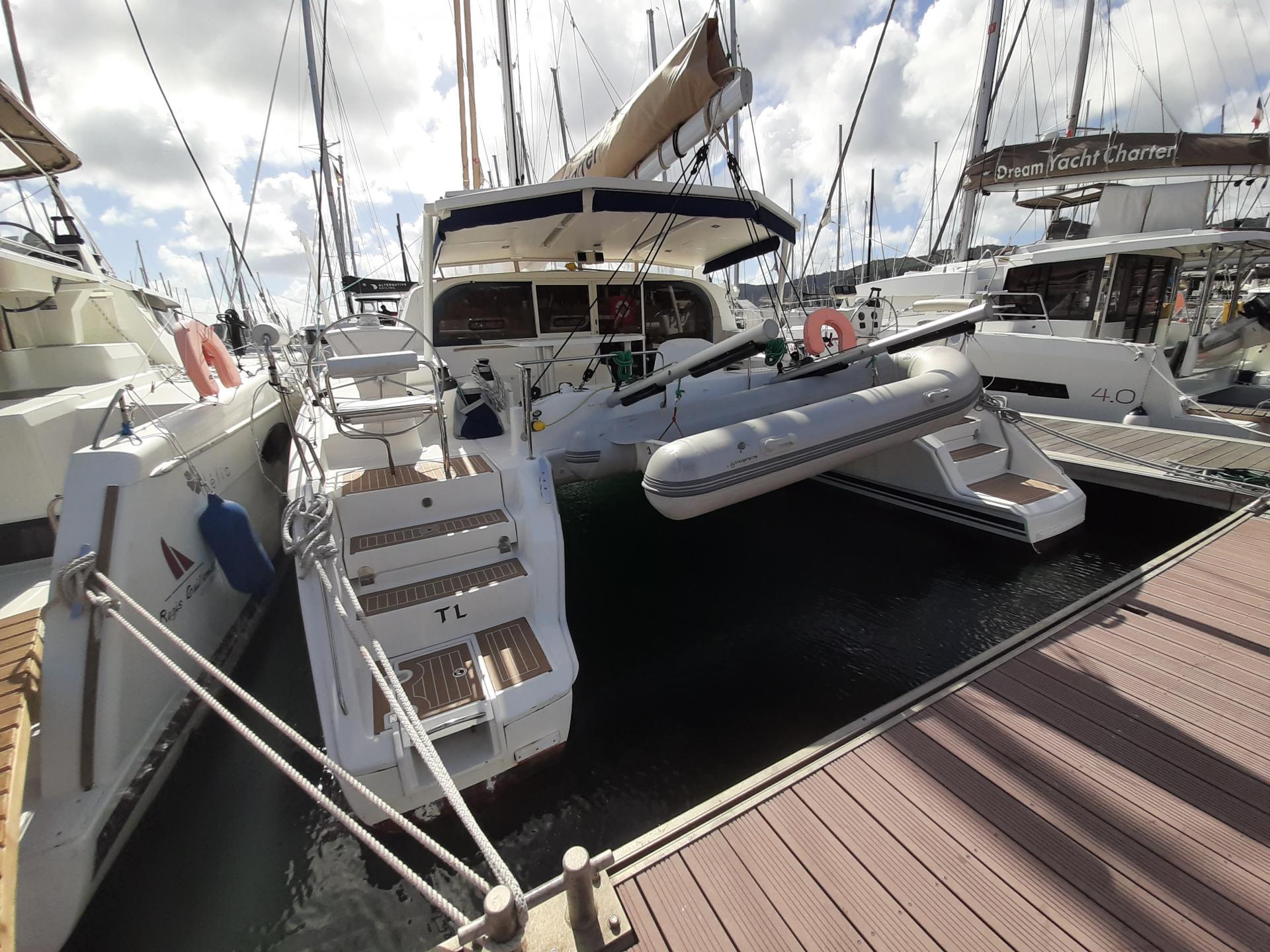 Catana 42