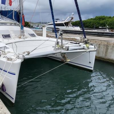 Catana 431 haul out