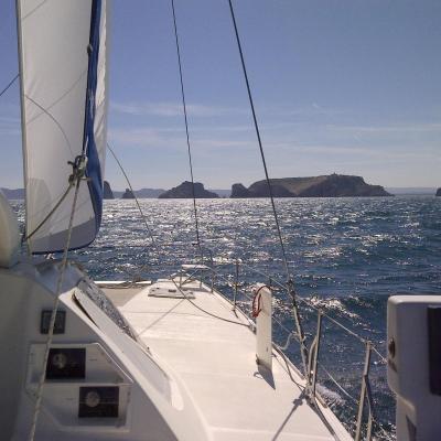Catana 431 under sails