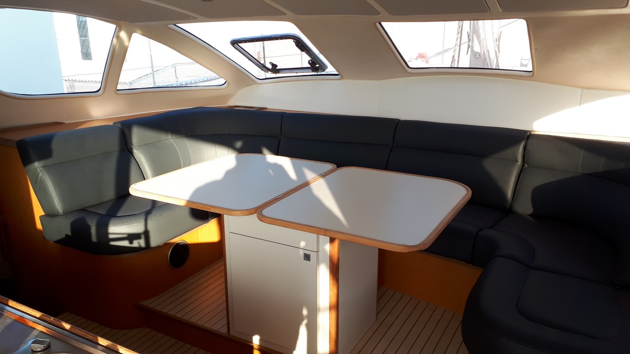 Catana 471