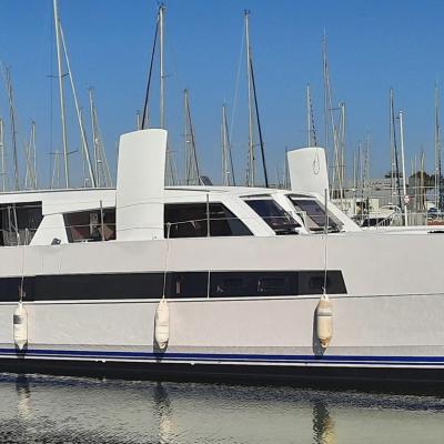 Catana 53 blue chip