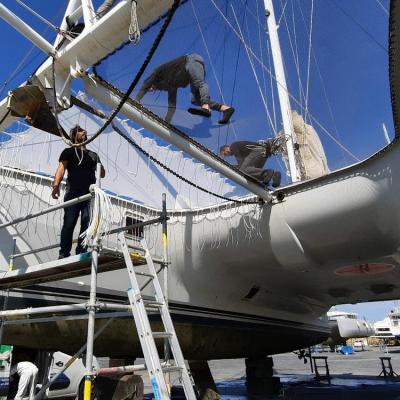 Catana 59 trampoline