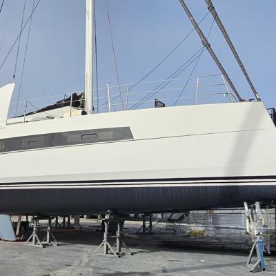 Catana 70 out of water