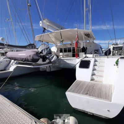 Catana 82