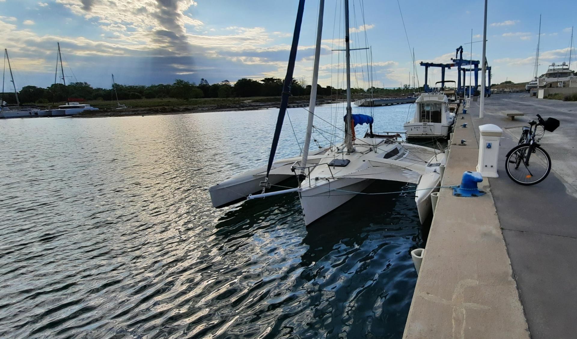 Corsair f27 in canet