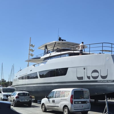 Fountaine pajot power 80