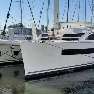 Haul out catana 65