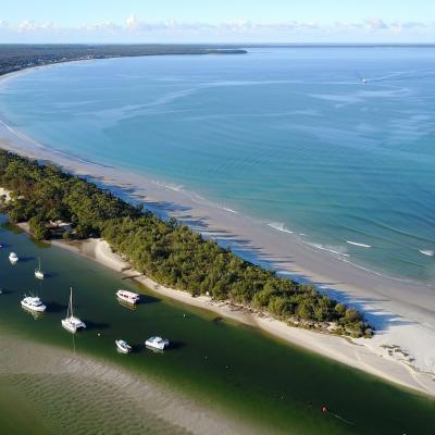 Huskisson beach australia