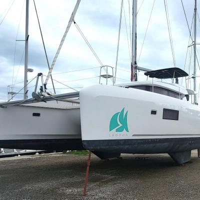 Lagoon 42 port navy service