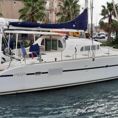 Lagoon 570