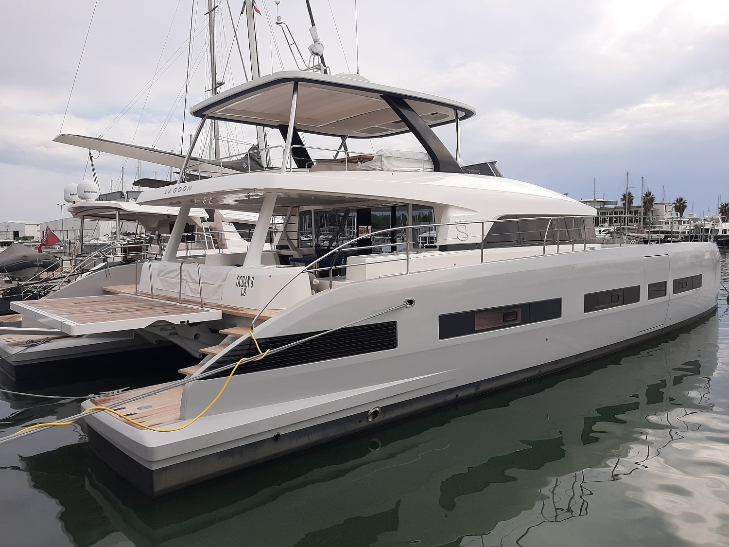 Lagoon seventy 8 ocean 8