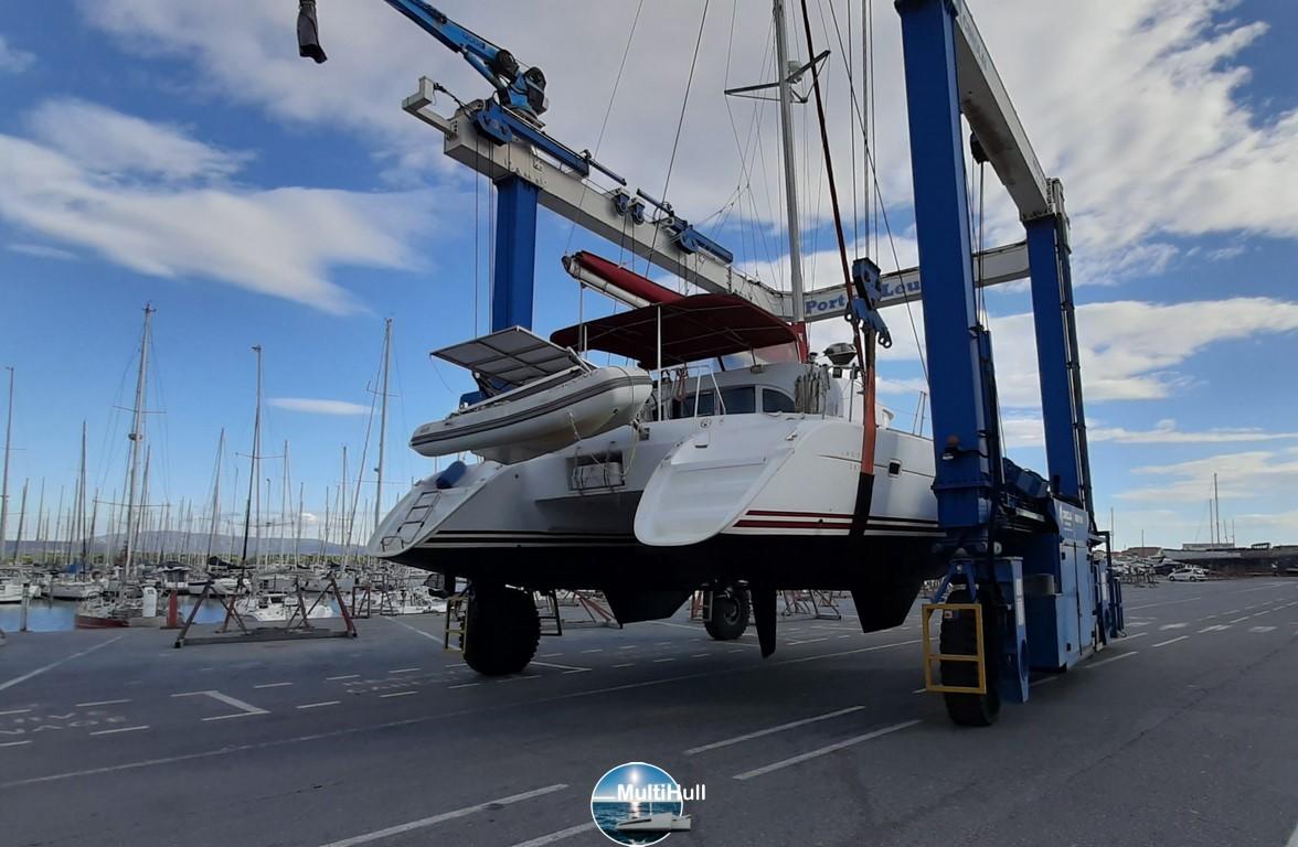 Launching lagoon 380