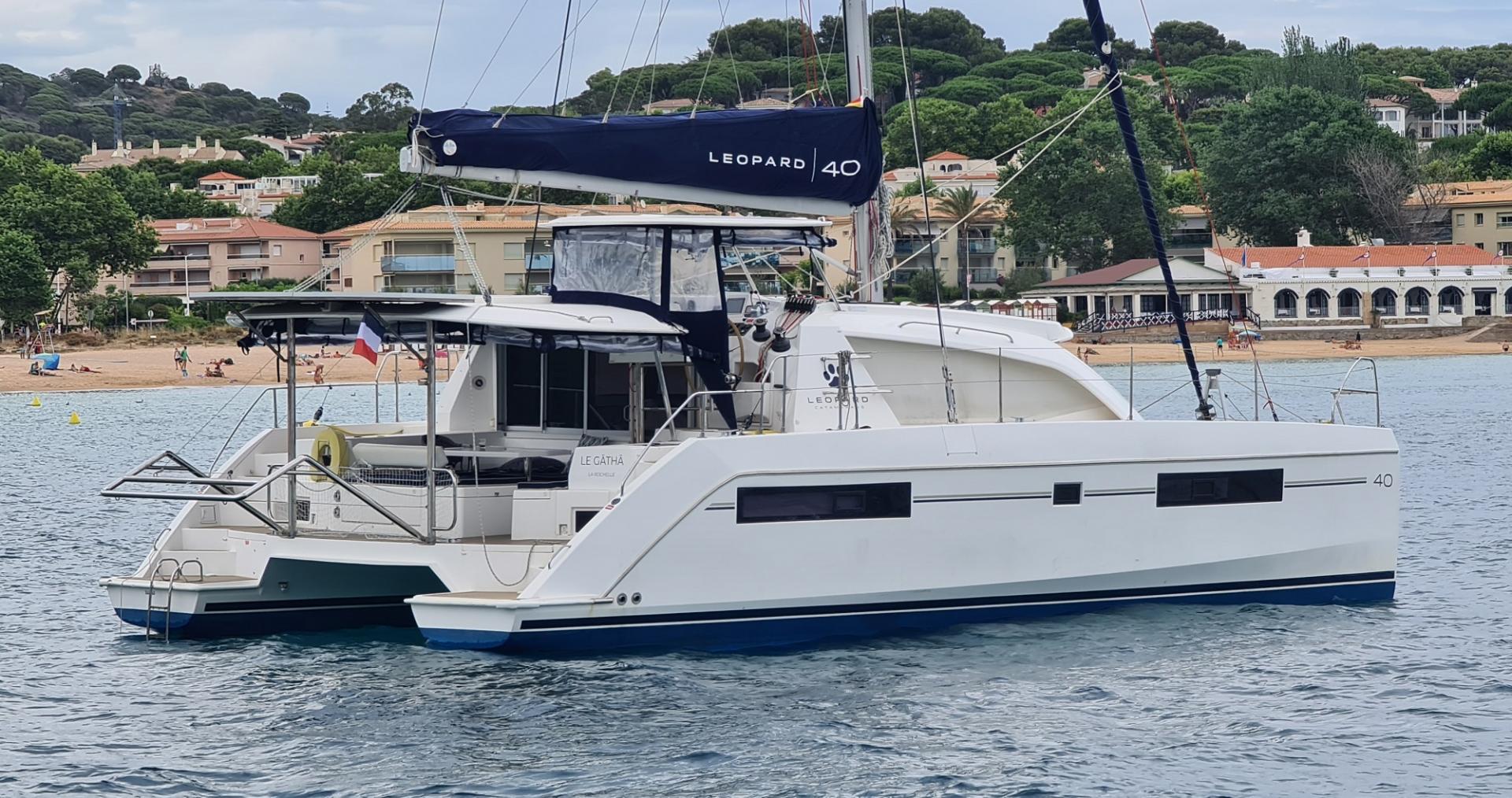 Leopard 40 in cala st pol