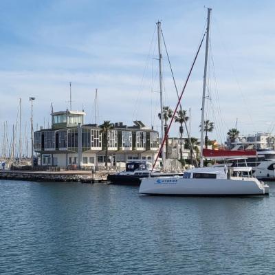 Neel 43 hybride in canet en roussillon