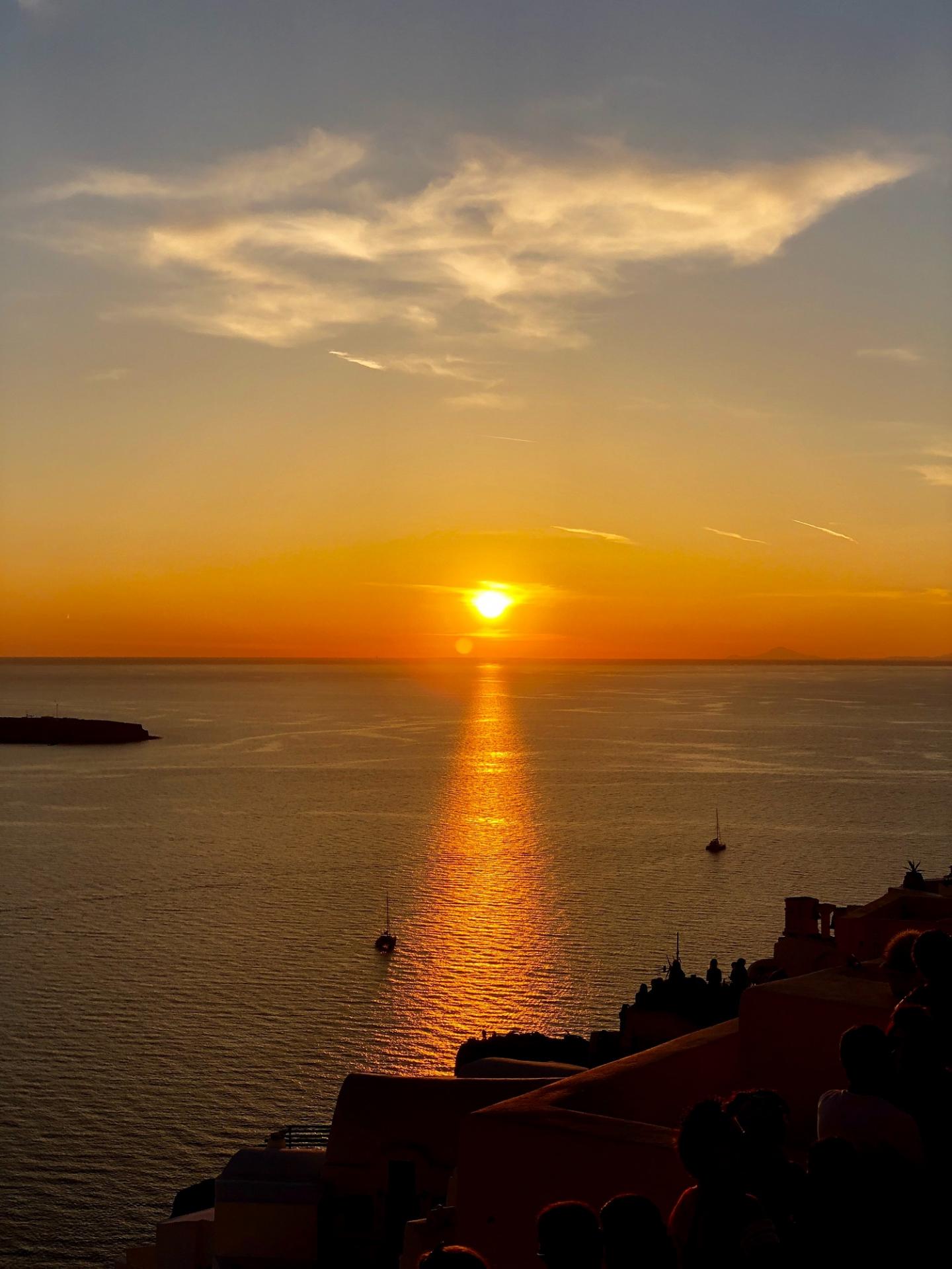 Oia greece stunning sunset