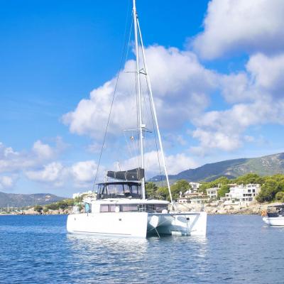 Palma de mallorca lagoon catamarans