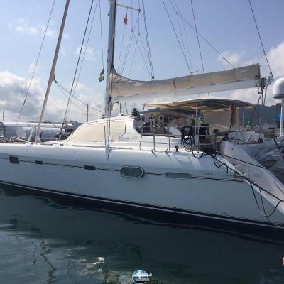 Privilege 585