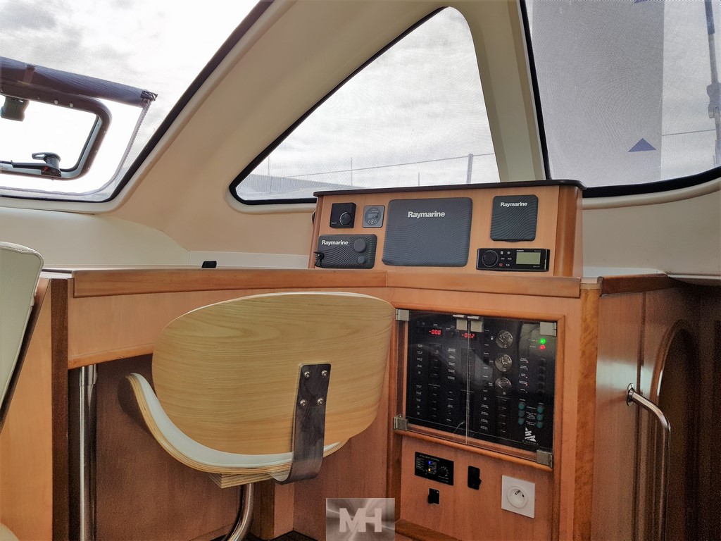 Refit catana 43 10 